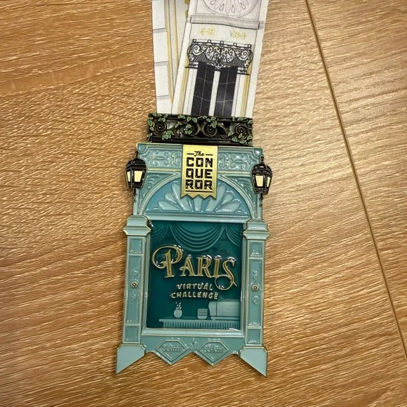 The Conqueror Paris Virtual Challenge Medal - Picture 2 of 3